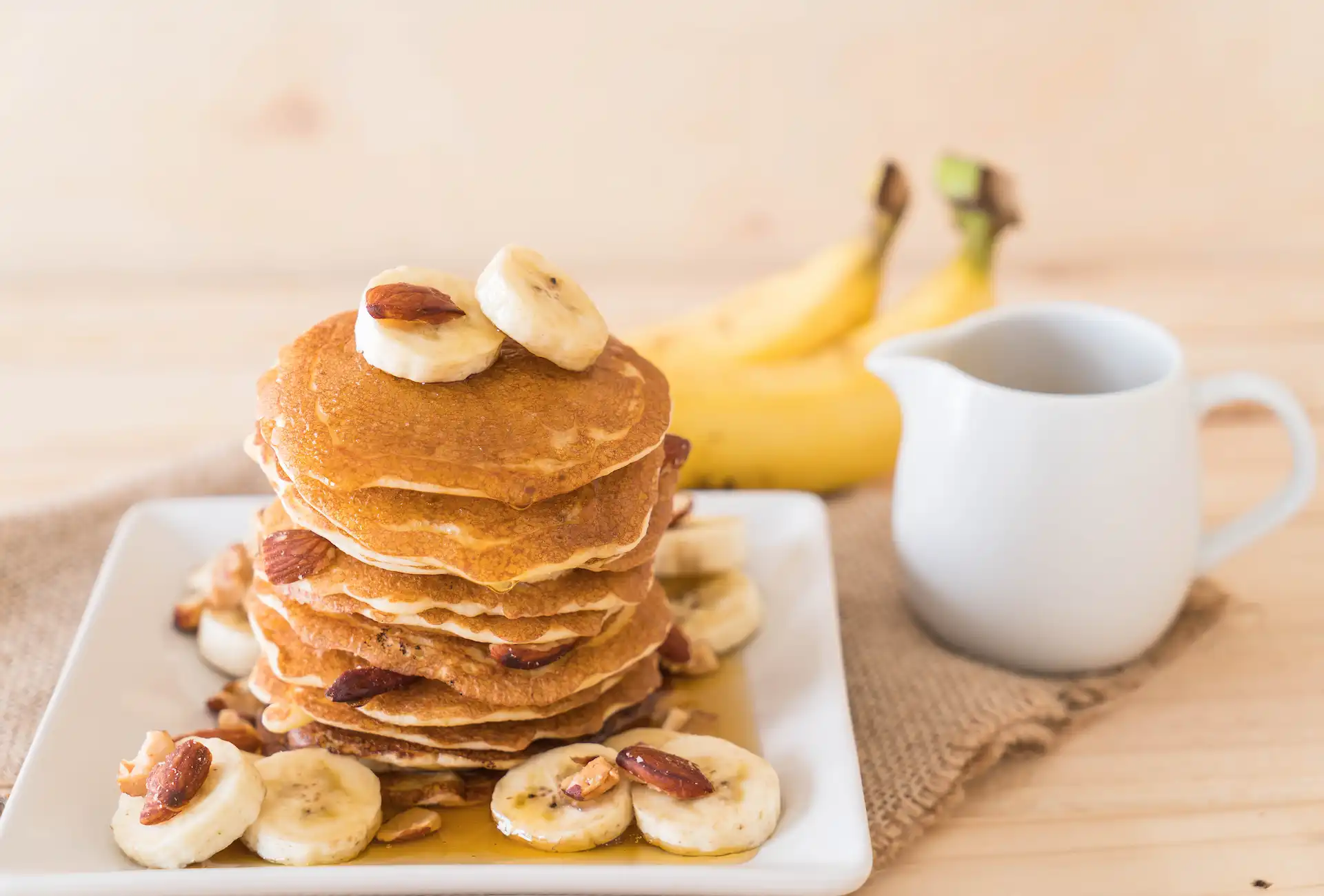 Panquecas de banana com aveia, uma ótima opção saudável para um café da manhã fitness