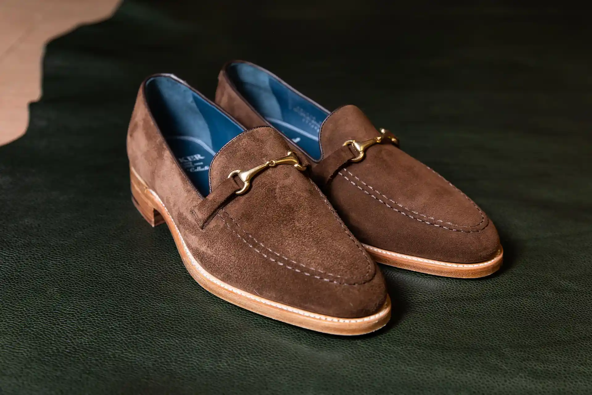 Calçado masculino tipo Loafer